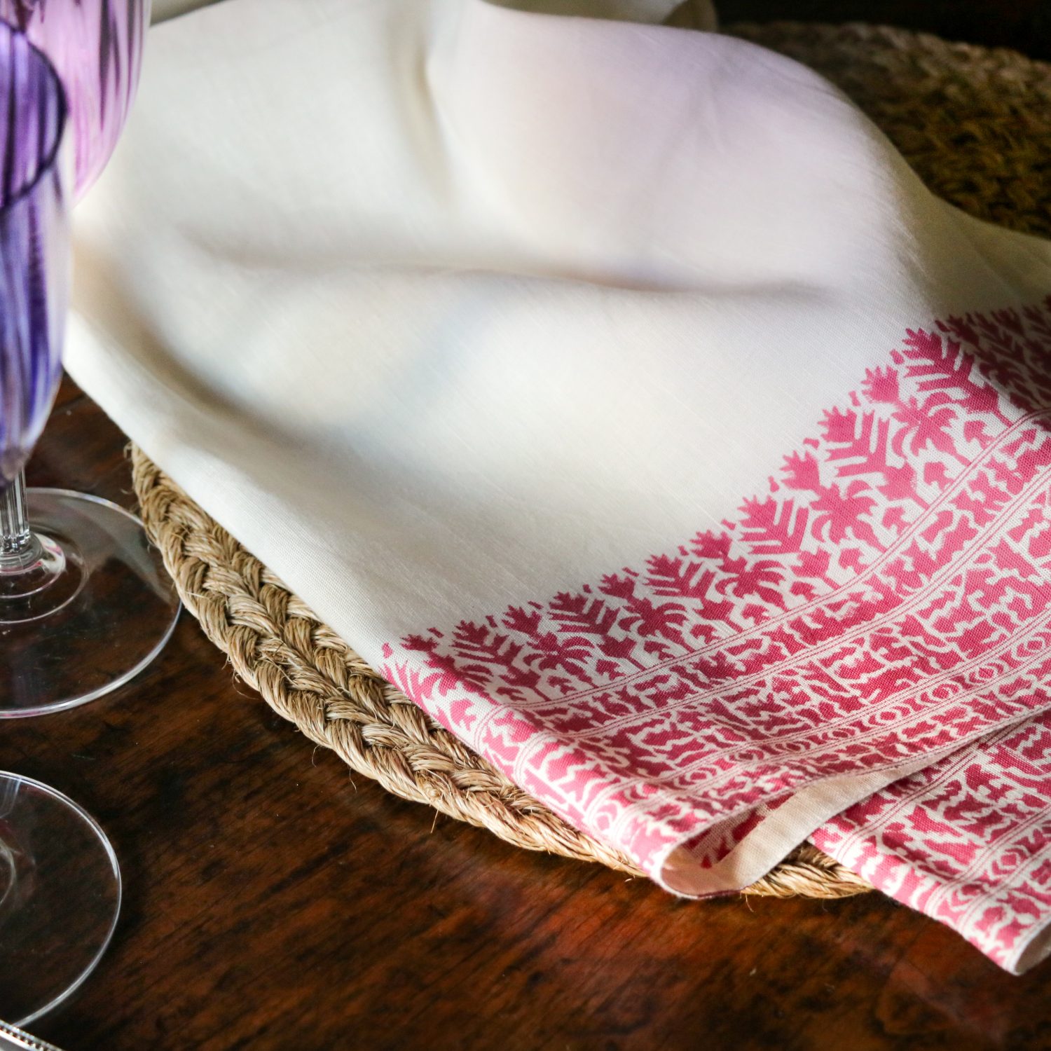 tea towel, kitchen towel, block print, English country kitchen, country house kitchen, online shopping block print, online shopping English block print, indian textiles, handmade textiles, online shopping tea towels, kitchen decor, English interiors, made by artisans, shenouk, beautiful tea towels, tea towels uk, online shopping block print uk