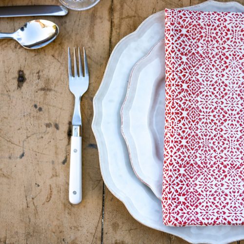 table linen, block print, shenouk, indian textiles, English block print, online shopping block print, online shopping tablecloths, napkins, uk tablecloths, online tablecloth, red, handmade