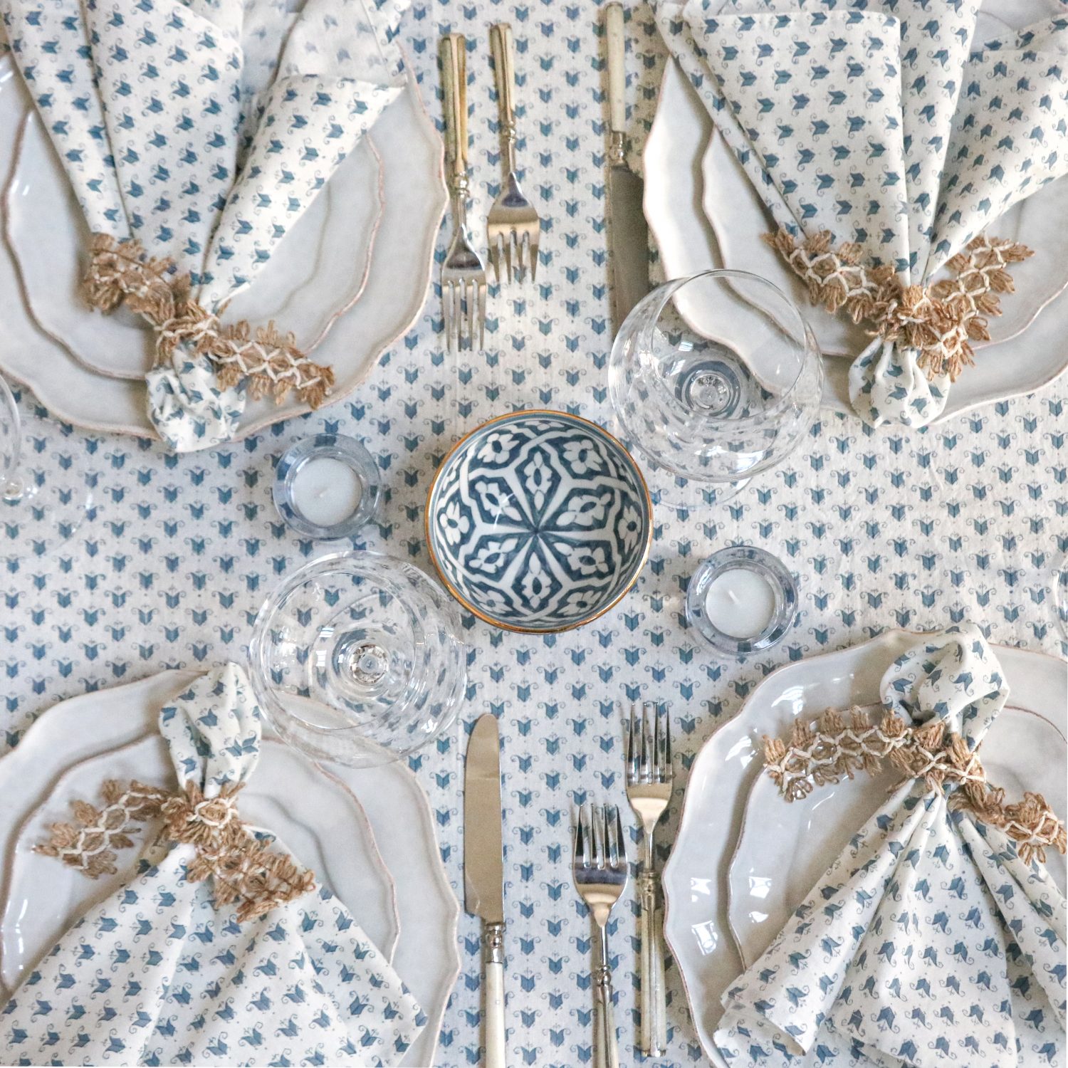 shenouk, luxury table linen, table linen, tablecloths, block print tablecloths, indian block print, English block print, online shopping block print, online block print, pink tablecloths, coral tablecloths, orange tablecloths, terracotta tablecloths, striped tablecloths, striped napkins