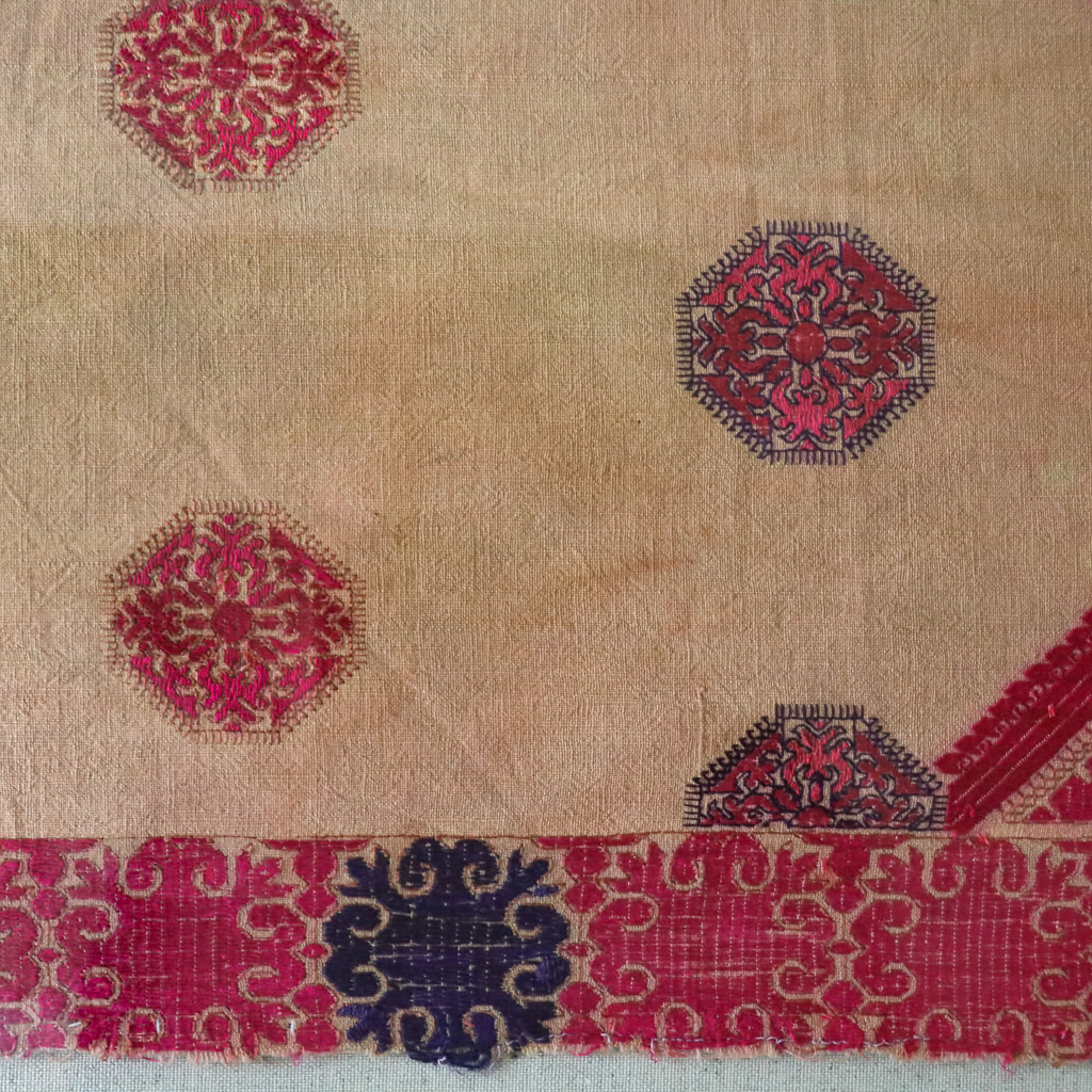 Goose Pond Vintage Framed Textile. Indian block print fabric. Block print fabric. Vintage indian textiles. Goose Pond Vintage Framed Textile. Indian block print fabric. Block print fabric. Vintage indian textiles.