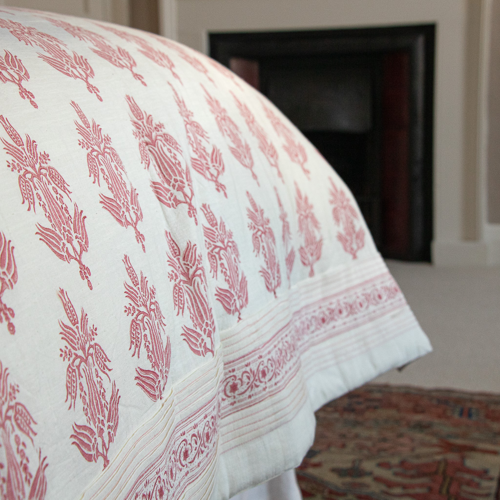 shenouk, luxury quilts, luxury bedcovers, quilts, bedcovers, coverlets, throws, wall hangings, indian block print, block print coverlets, block print bedcovers, block print quilts, online quilts, online shopping quilts, uk quilts, beautiful bedding