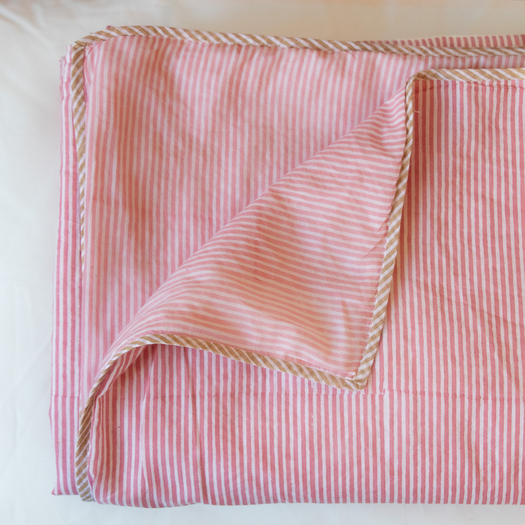 Dohars, sheets, bed sheets, sheeting, indian bedding, shenouk, luxury sheets, luxury bedding, block print sheets, block print bedding, online dohars, online shopping dohars, dohars uk, shopping dohars, indian sheets, soft sheets, softest sheets, English block print, bedroom sheets, luxury home fabrics, English home fabrics, English fabrics, block print fabrics