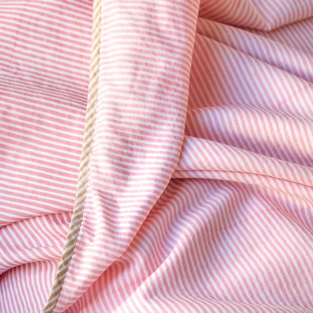 Dohars, sheets, bed sheets, sheeting, indian bedding, shenouk, luxury sheets, luxury bedding, block print sheets, block print bedding, online dohars, online shopping dohars, dohars uk, shopping dohars, indian sheets, soft sheets, softest sheets, English block print, bedroom sheets, luxury home fabrics, English home fabrics, English fabrics, block print fabrics