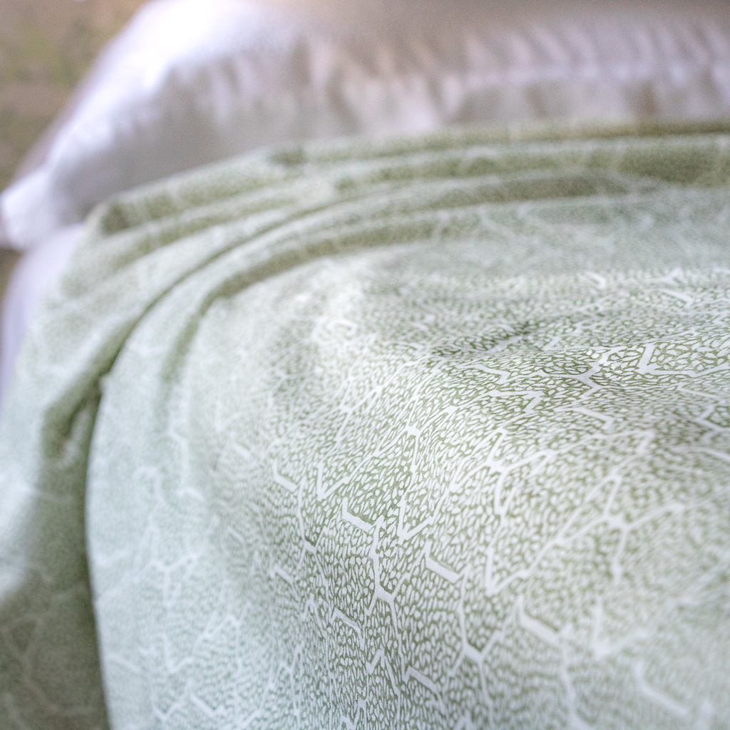 Dohars, sheets, bed sheets, sheeting, indian bedding, shenouk, luxury sheets, luxury bedding, block print sheets, block print bedding, online dohars, online shopping dohars, dohars uk, shopping dohars, indian sheets, soft sheets, softest sheets, English block print, bedroom sheets, luxury home fabrics, English home fabrics, English fabrics, block print fabrics