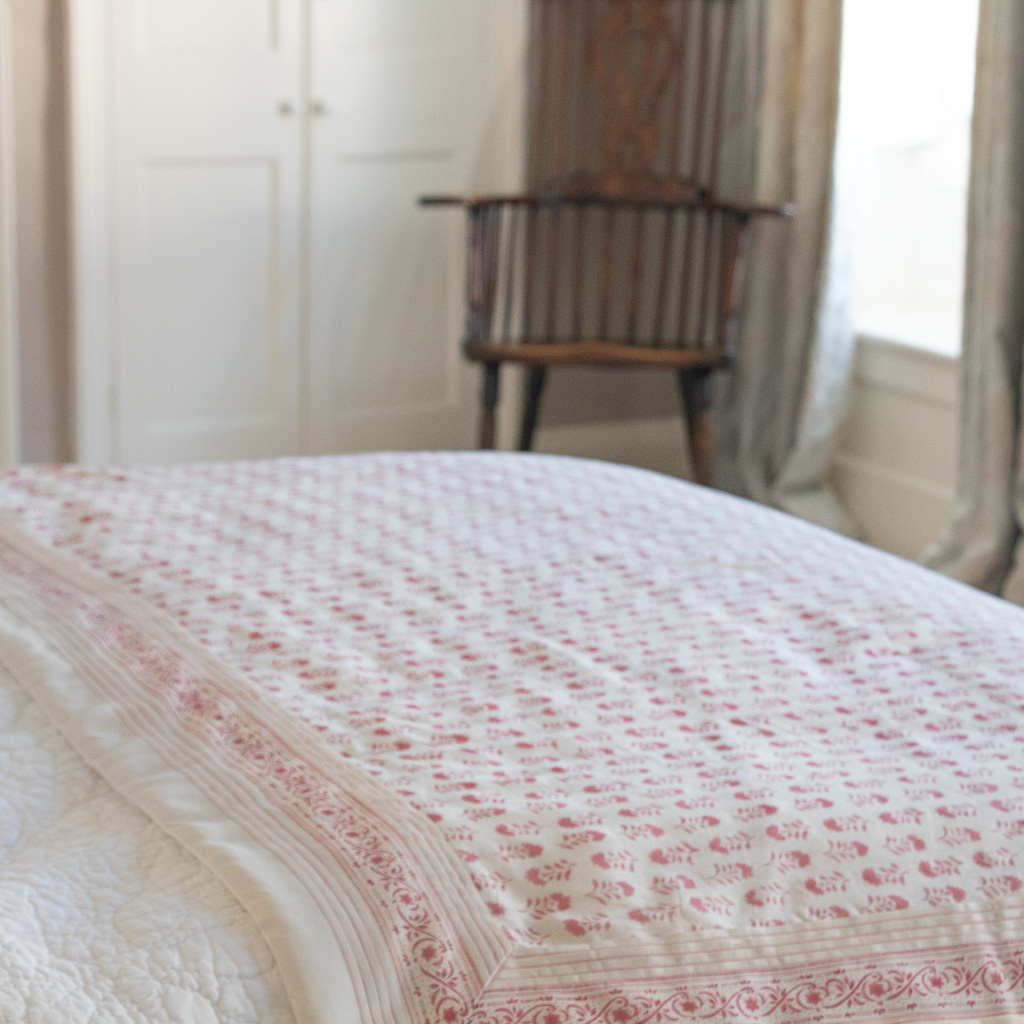 shenouk, luxury quilts, luxury bedcovers, quilts, bedcovers, coverlets, throws, wall hangings, indian block print, block print coverlets, block print bedcovers, block print quilts, online quilts, online shopping quilts, uk quilts, beautiful bedding