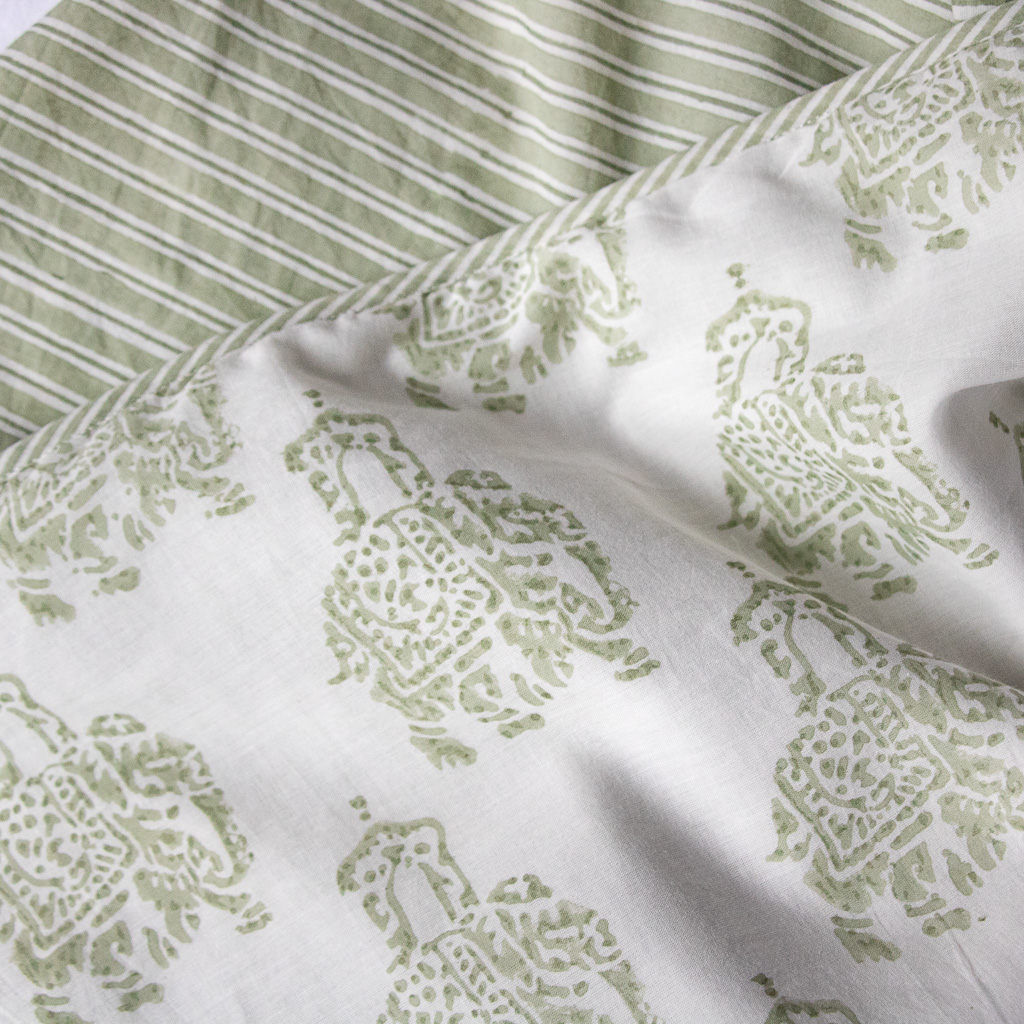 Dohars, sheets, bed sheets, sheeting, indian bedding, shenouk, luxury sheets, luxury bedding, block print sheets, block print bedding, online dohars, online shopping dohars, dohars uk, shopping dohars, indian sheets, soft sheets, softest sheets, English block print, bedroom sheets, luxury home fabrics, English home fabrics, English fabrics, block print fabrics