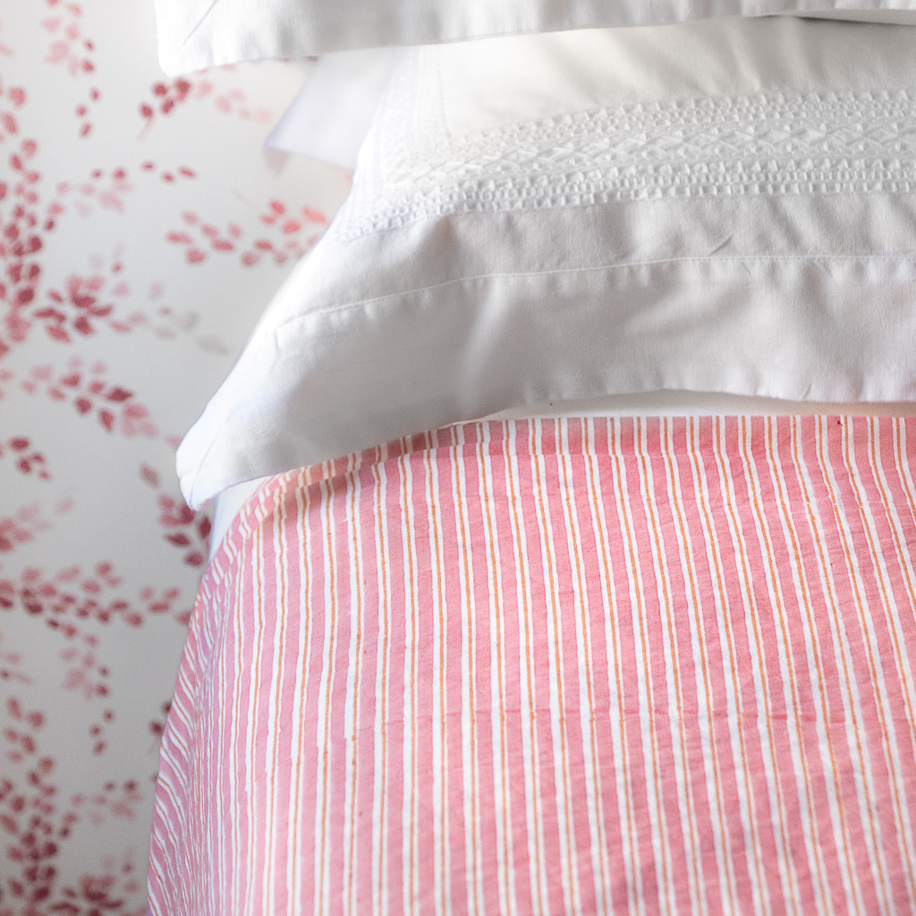 Dohars, sheets, bed sheets, sheeting, indian bedding, shenouk, luxury sheets, luxury bedding, block print sheets, block print bedding, online dohars, online shopping dohars, dohars uk, shopping dohars, indian sheets, soft sheets, softest sheets, English block print, bedroom sheets, luxury home fabrics, English home fabrics, English fabrics, block print fabrics