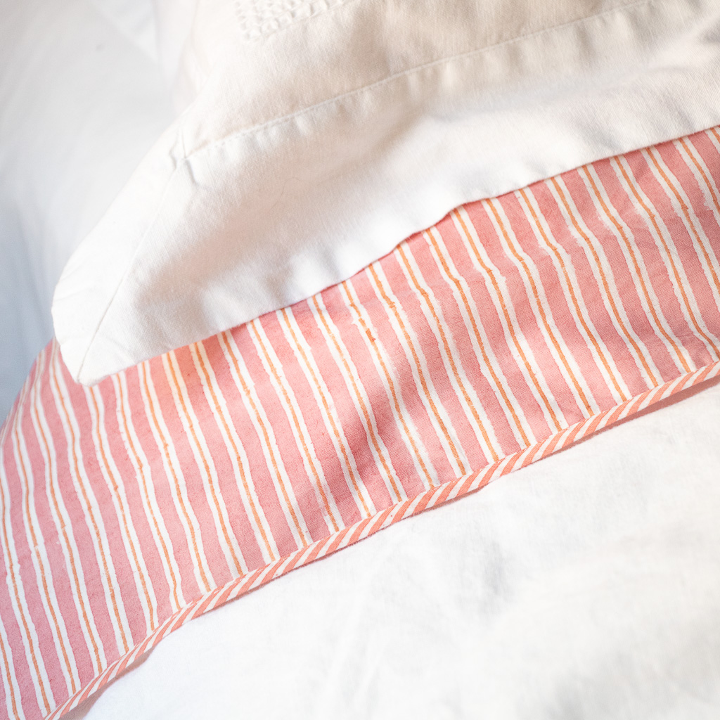 Dohars, sheets, bed sheets, sheeting, indian bedding, shenouk, luxury sheets, luxury bedding, block print sheets, block print bedding, online dohars, online shopping dohars, dohars uk, shopping dohars, indian sheets, soft sheets, softest sheets, English block print, bedroom sheets, luxury home fabrics, English home fabrics, English fabrics, block print fabrics