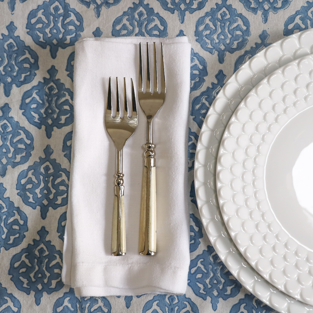 Anastasia Tablecloth in Swedish Blue