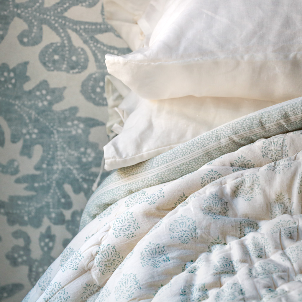 Navina & Gauntess Quilt in Winter, shenouk, Indian block print fabric, Indian block print, Indian block print quilts, block print quilts, luxury quilts Navina & Gauntess Quilt in Winter, shenouk, Indian block print fabric, Indian block print, Indian block print quilts, block print quilts, luxury quilts