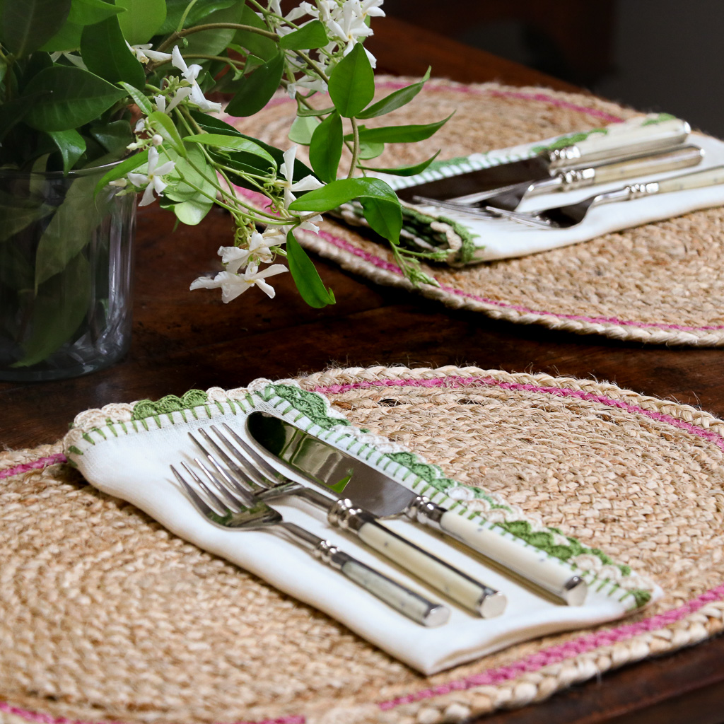 Sinnia Jute Placemat, Indian artisans, shenouk, Jute tablemats, Jute placemats, tableware, Indian jute Sinnia Jute Placemat, Indian artisans, shenouk, Jute tablemats, Jute placemats, tableware, Indian jute