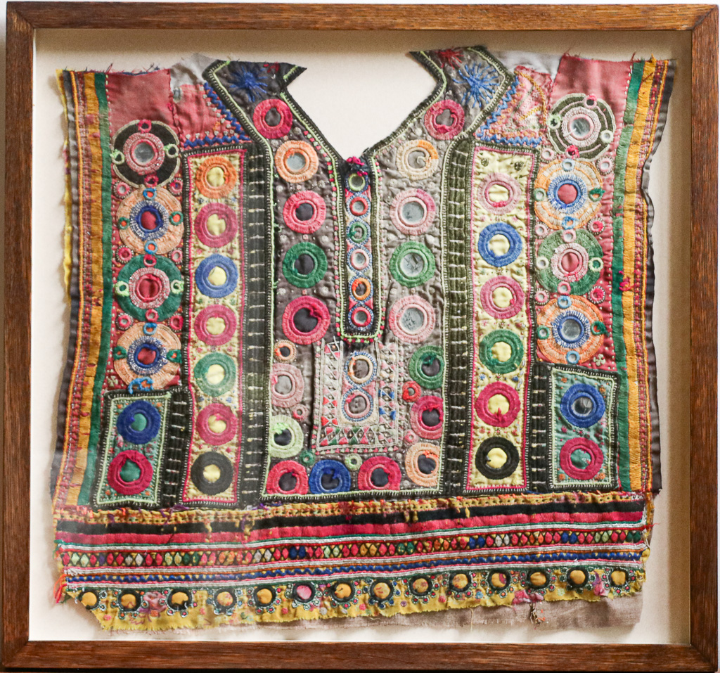 The Library (B), framed vintage textiles, indian embroidery, indian textiles, vintage indian textiles, framed textiles, framed indian textiles, shenouk, indian embroidery, framed indian embroidery The Library (B), framed vintage textiles, indian embroidery, indian textiles, vintage indian textiles, framed textiles, framed indian textiles, shenouk, indian embroidery, framed indian embroidery