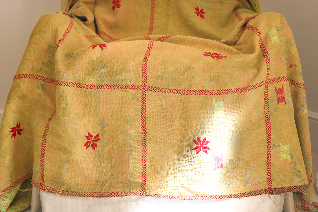 Farah Kantha, Indian hand block print fabric. Block print fabric, vintage kantha, vintage textiles, indian textiles, Indian kantha, shenouk, Bengali blankets Farah Kantha, Indian hand block print fabric. Block print fabric, vintage kantha, vintage textiles, indian textiles, Indian kantha, shenouk, Bengali blankets